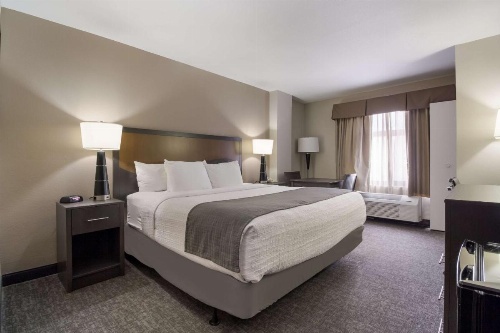 SureStay Plus Hotel by Best Western Houston Medical Center image 10
